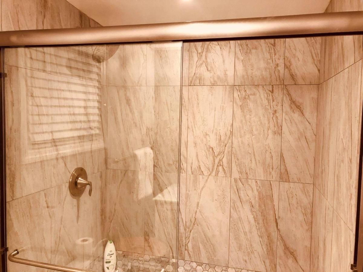 Elegant Marble Suite #6 Nassau Luaran gambar